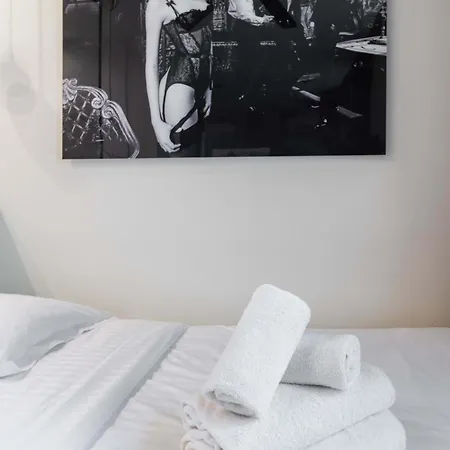 Lumineux Et Moderne Proche Du Metro - 2p Διαμέρισμα *